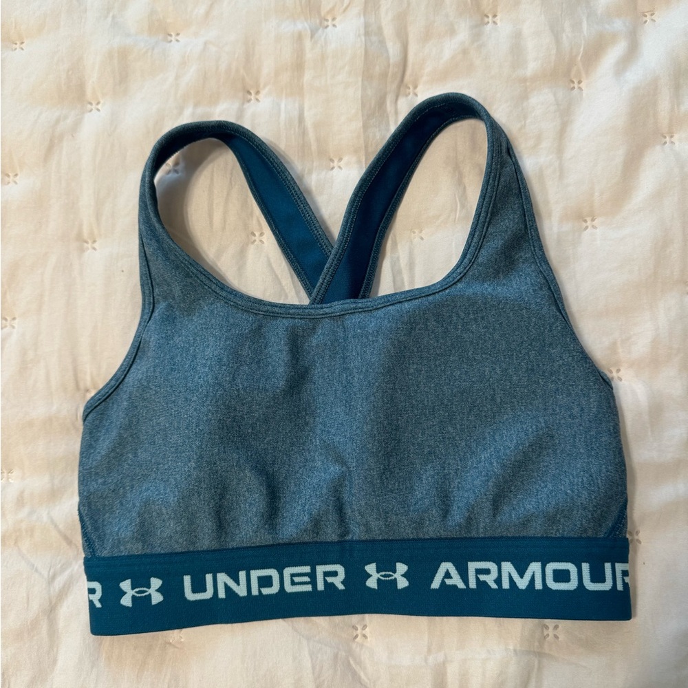 Under amour women’s sports bra!
